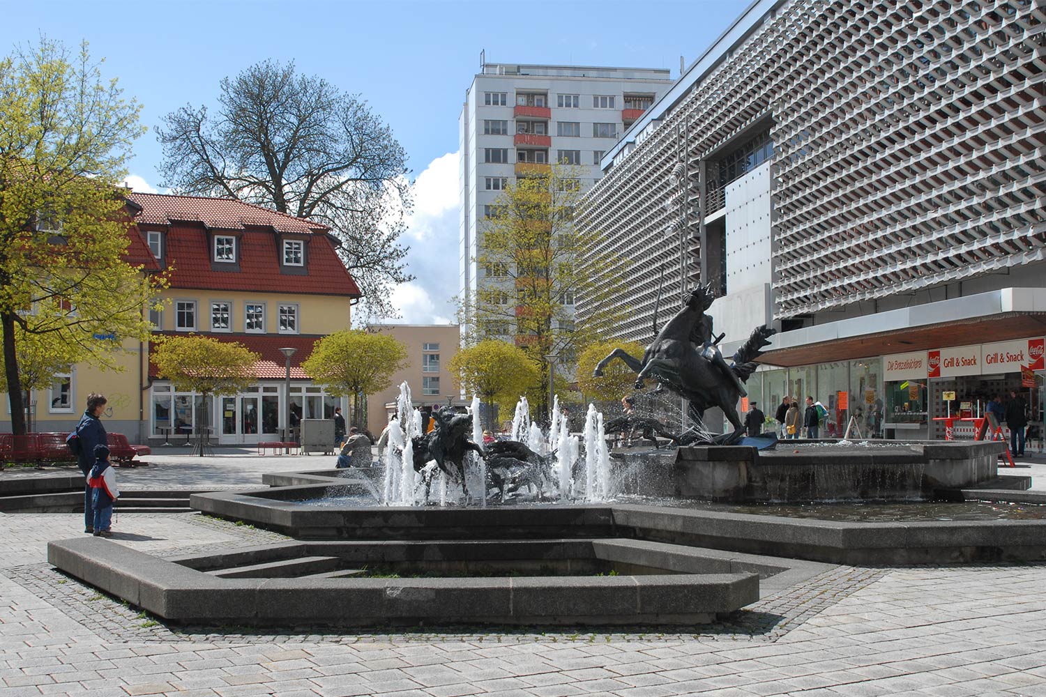 Dianabrunnen . Steinweg . Suhl . 2006 (Foto: Manuela Hahnebach)