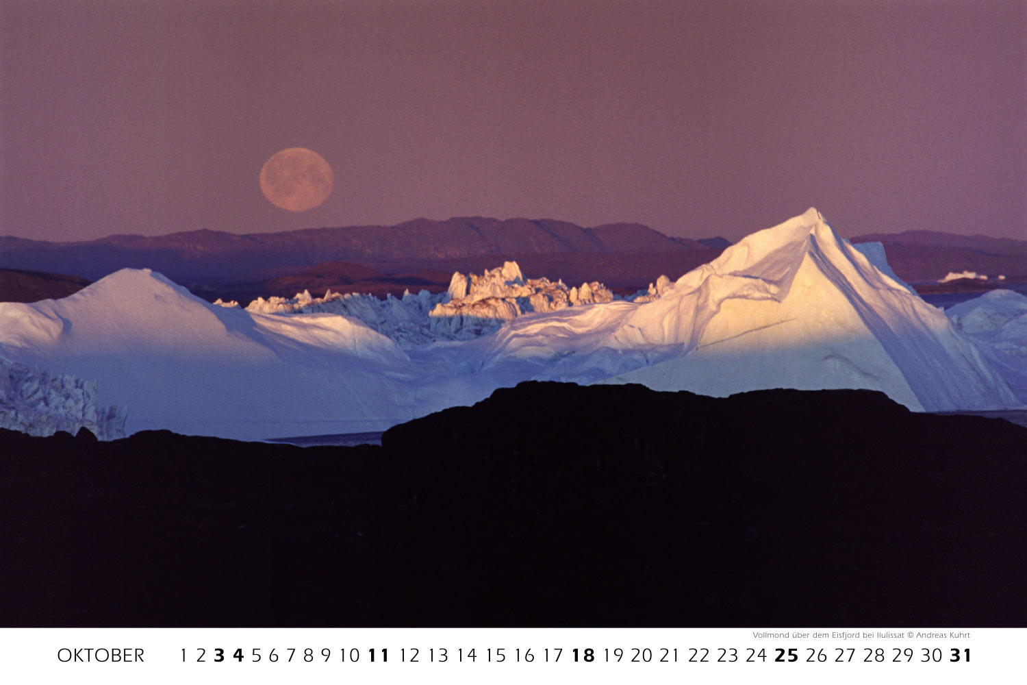 Vollmond über dem Ilulissat-Eisfjord (Foto: Andreas Kuhrt) . Fotokalender Grönland 2009 . Fotografie Manuela Hahnebach & Andreas Kuhrt (Gestaltung: Designakut 2008)