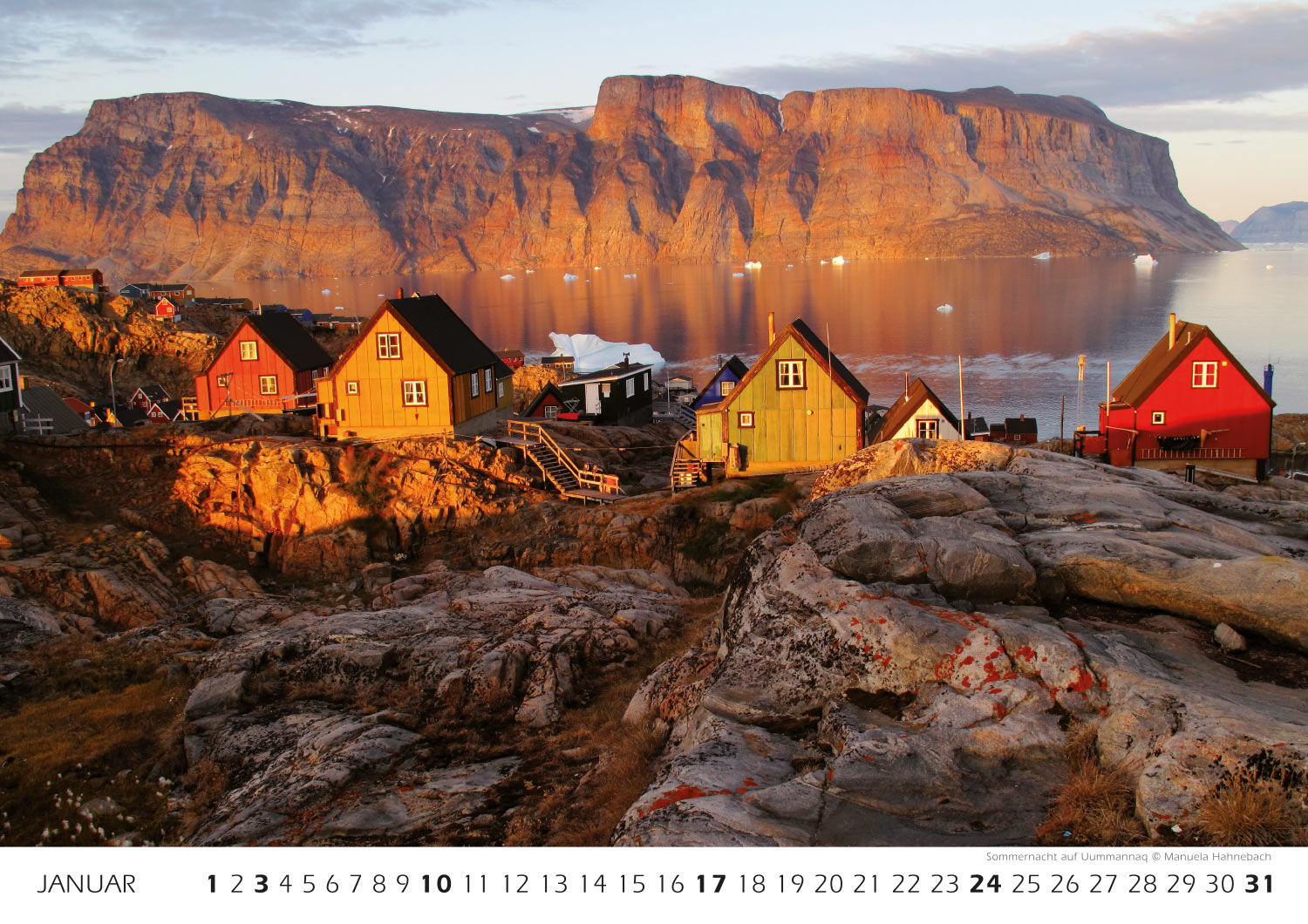 2009-Kalender-Groenland-2010-01 Sommernacht auf Uummannaq (Foto: Manuela Hahnebach) . Fotokalender Grönland 2010 . Fotografie Andreas Kuhrt & Manuela Hahnebach (Gestaltung: Designakut 2009)