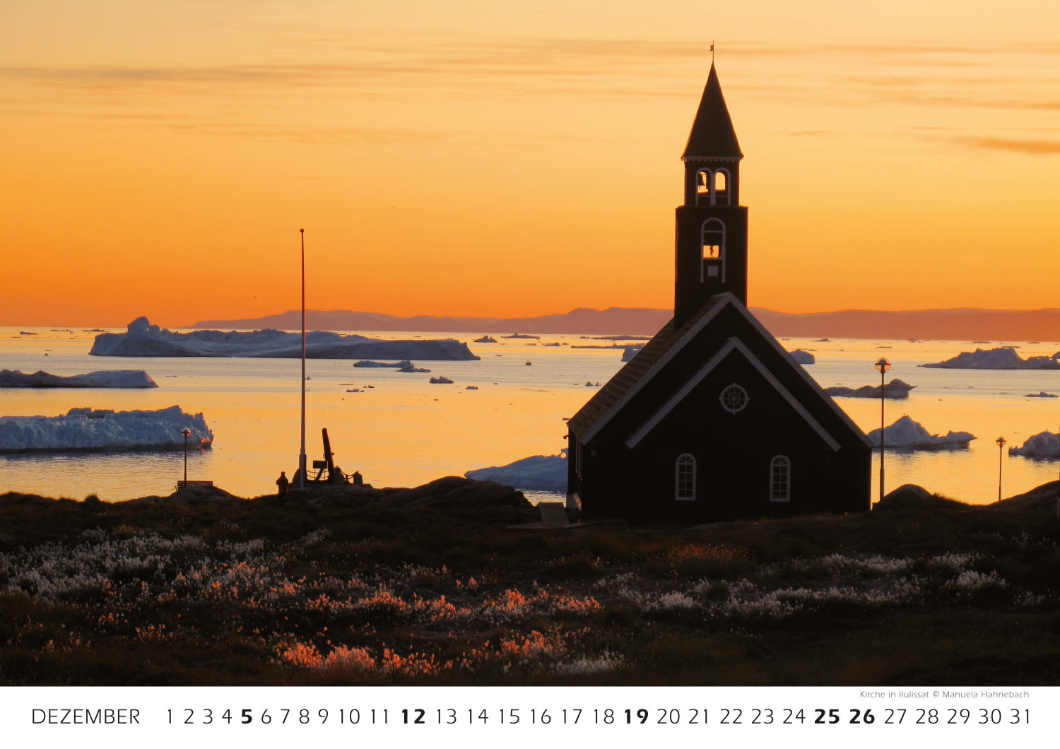 2009-Kalender-Groenland-2010-12 Kirche in Ilulissat (Foto: Manuela Hahnebach) . Fotokalender Grönland 2010 . Fotografie Andreas Kuhrt & Manuela Hahnebach (Gestaltung: Designakut 2009)