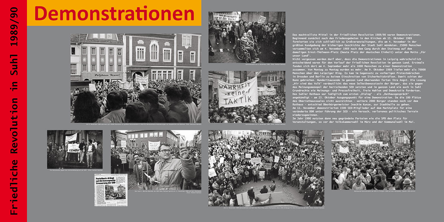 Friedliche Revolution Suhl 1989/90: Demonstration auf dem Marktplatz . Stadt Suhl . 2009