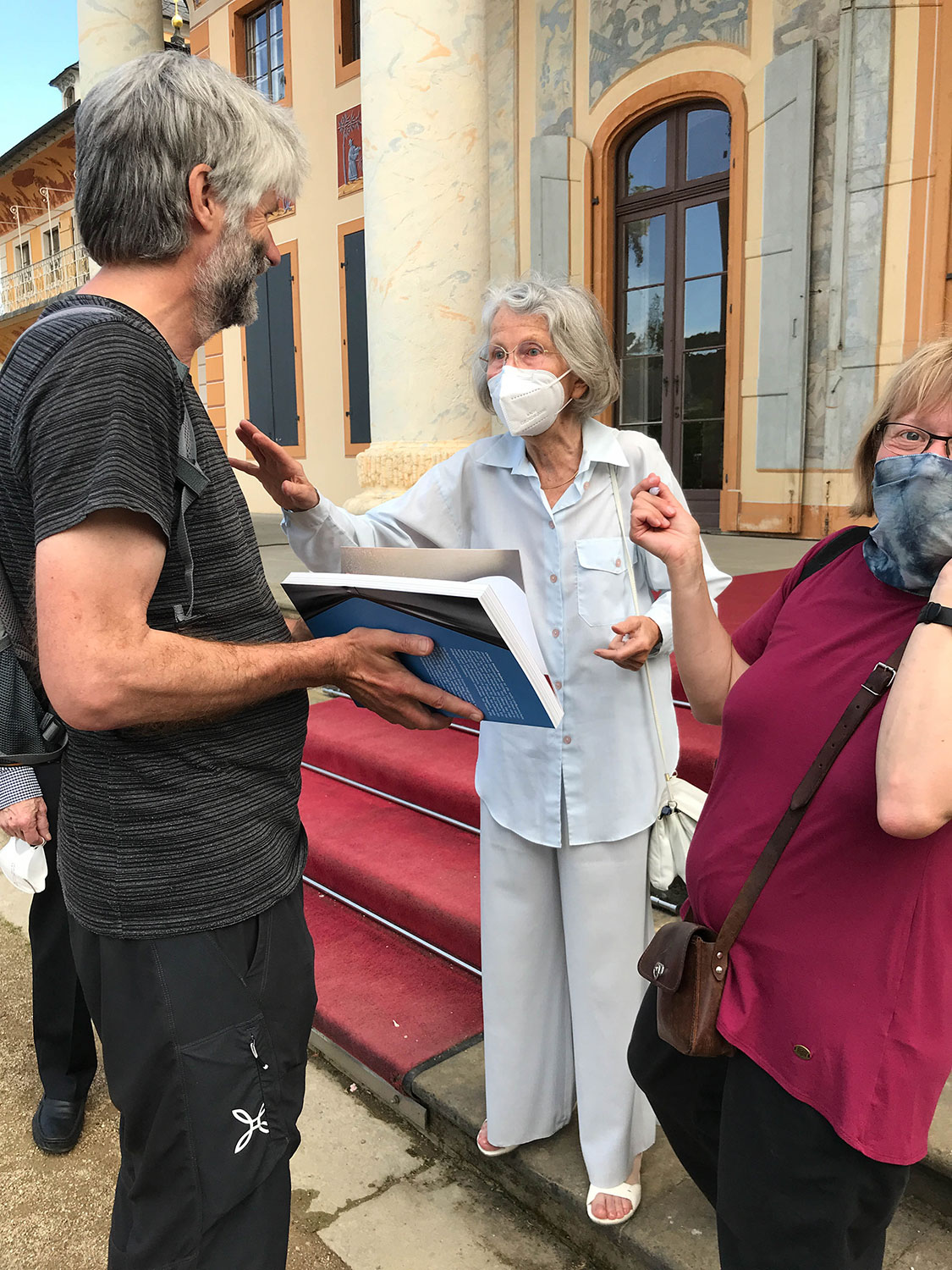 Ausstellung "Schönheit der Form. Die Designerin Christa Petroff-Bohne" . Treffen mit Christa Petroff-Bohne . Kunstgewerbemuseum Schloss Pillnitz 2020 (Foto: privat)